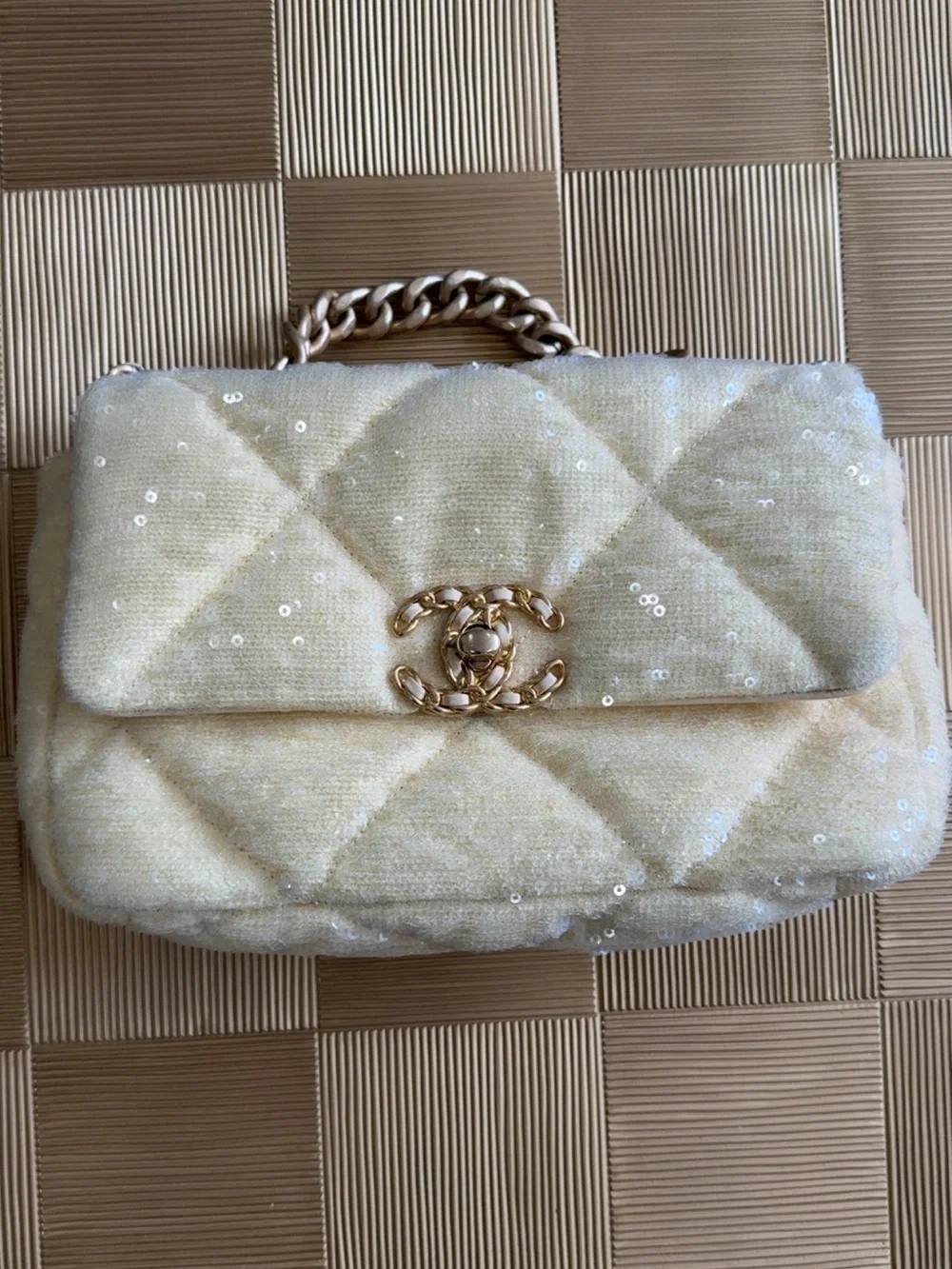 Chanel 19 Yellow Sequin flap Bag 21C